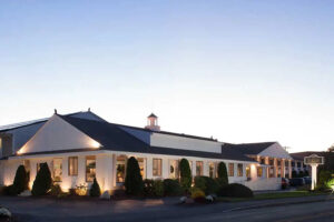 hyannis-golf-club-florida-golf-school-vacations-club-house