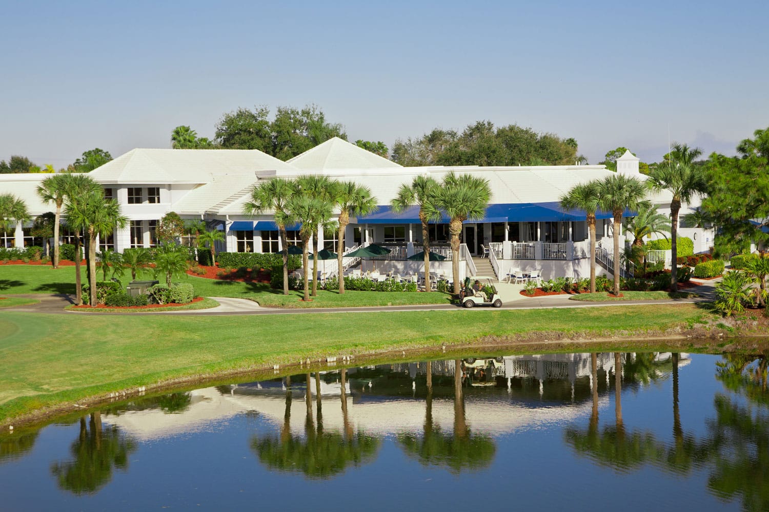 florida-golf-school-Plantation-Golf-&-Country-Club-clubhouse